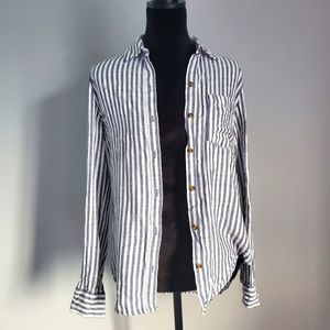 Aéropostale NWT Striped Buttonup